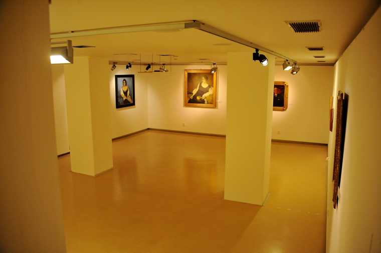 Mostra Kosvanek-la sala ritratti al Centro Ceco di Praga
